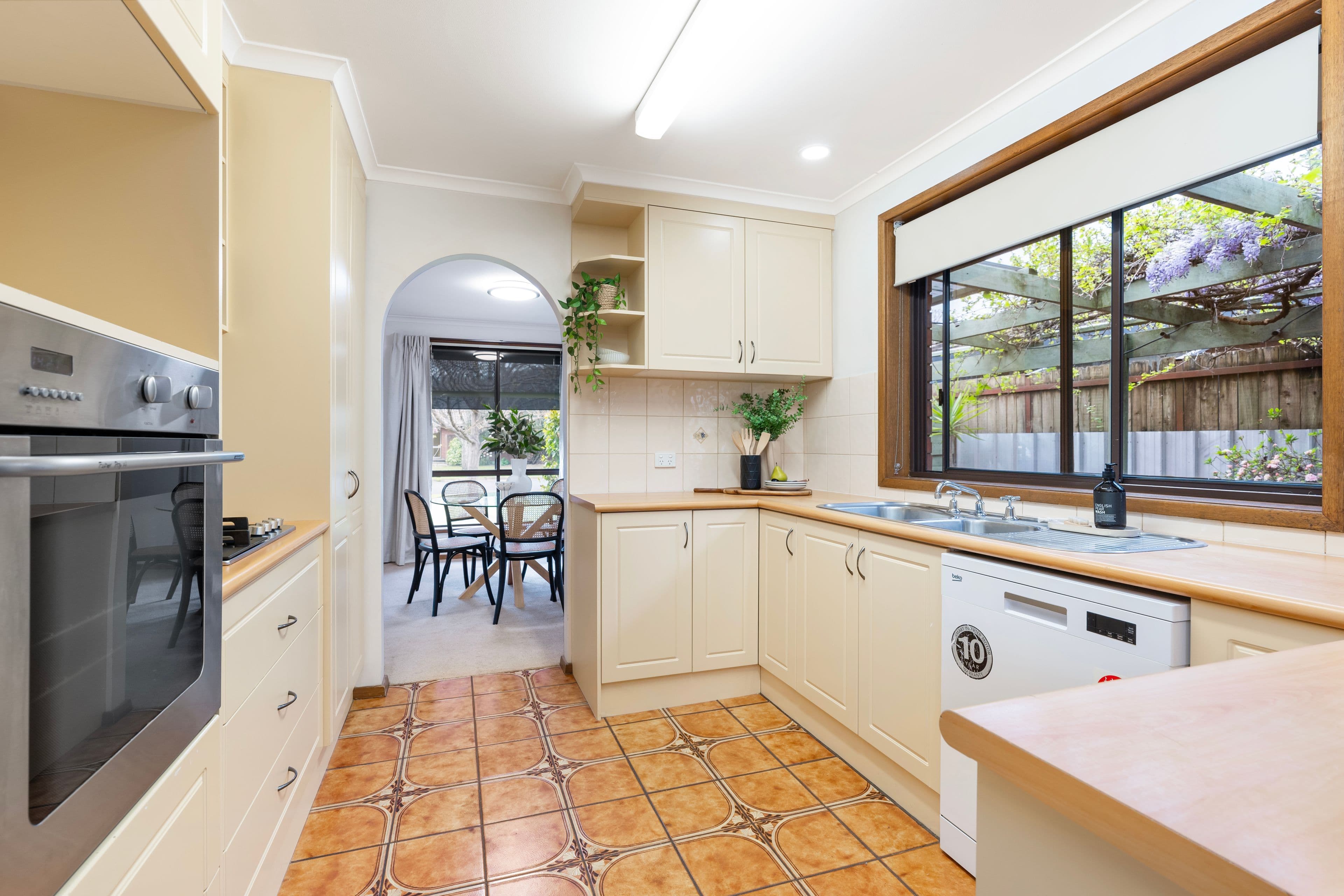 10 Sunwood Drive, Lavington NSW 2641, Lavington - Thumbnail 3