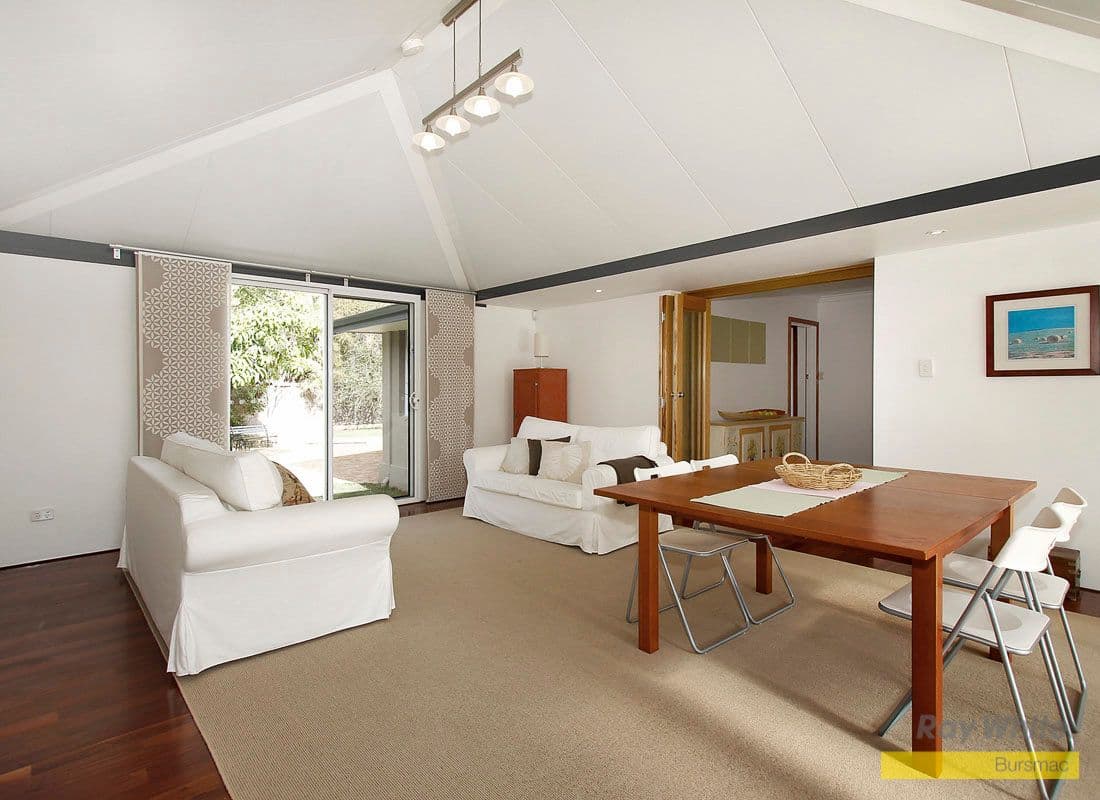 2 Binden Place, HAMERSLEY WA 6022, Hamersley - Thumbnail 3