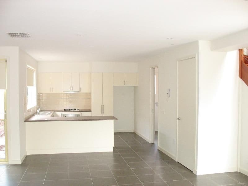 52 Pascoe Street, WESTMEADOWS VIC 3049, Westmeadows - Thumbnail 3