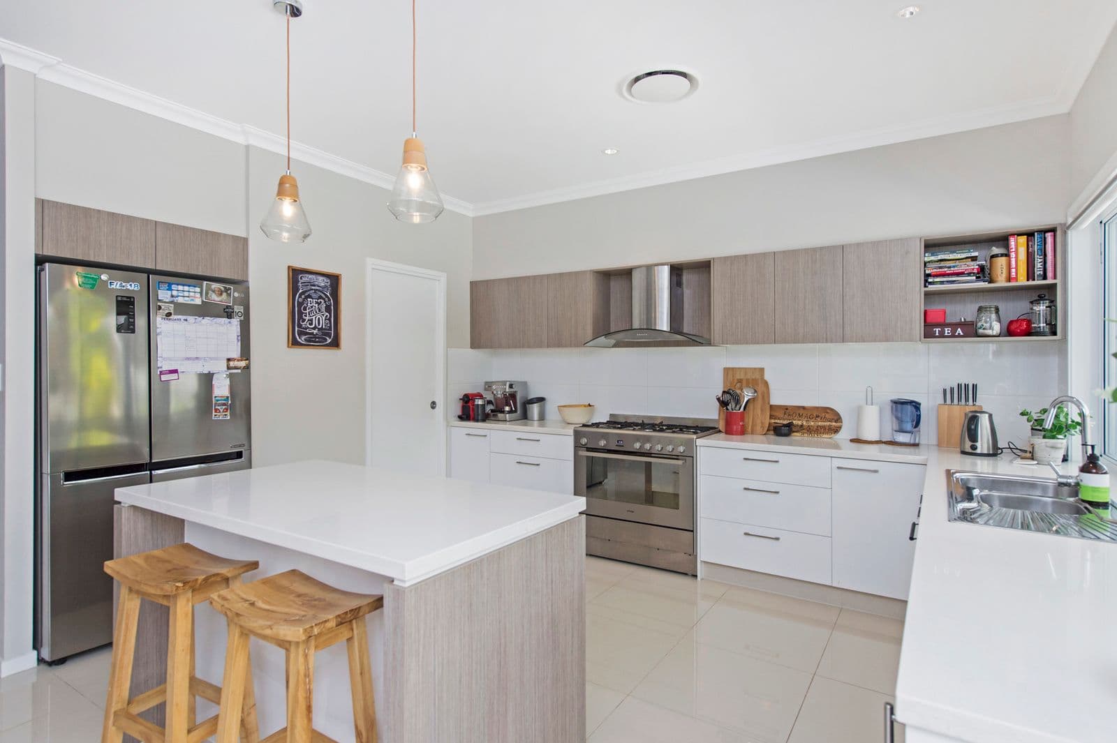 30 Stone Creek Drive, Upper Coomera QLD 4209, Upper Coomera - Thumbnail 4