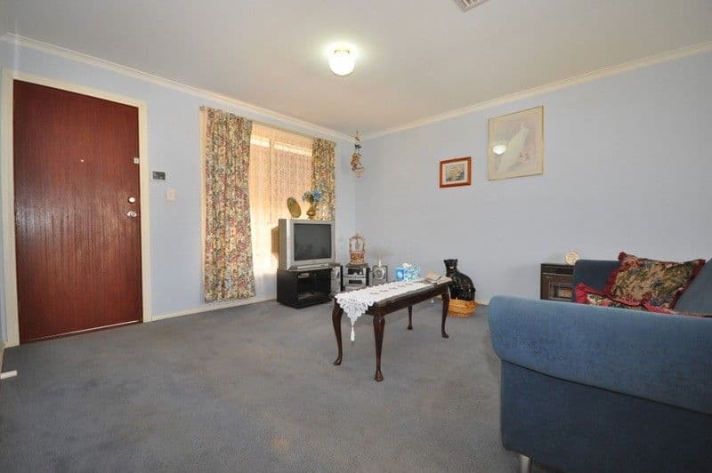 32 Bishopstone Road, DAVOREN PARK SA 5113, Davoren Park - Thumbnail 2