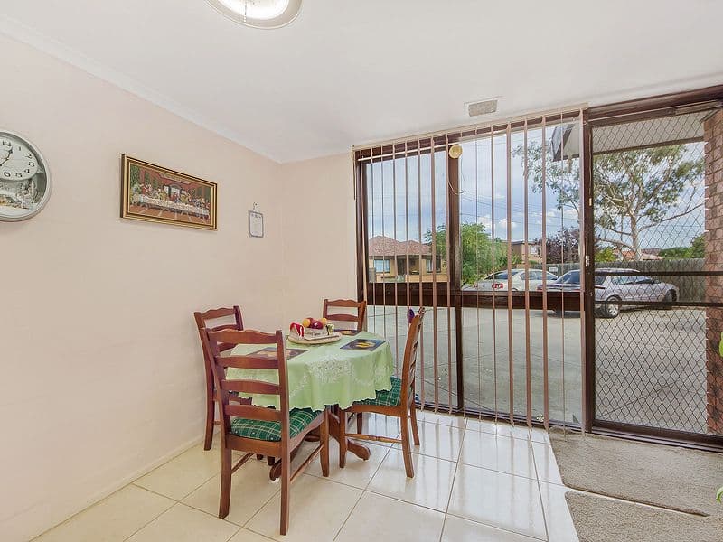 31 Marsden Crescent, ST ALBANS VIC 3021, St Albans - Thumbnail 4