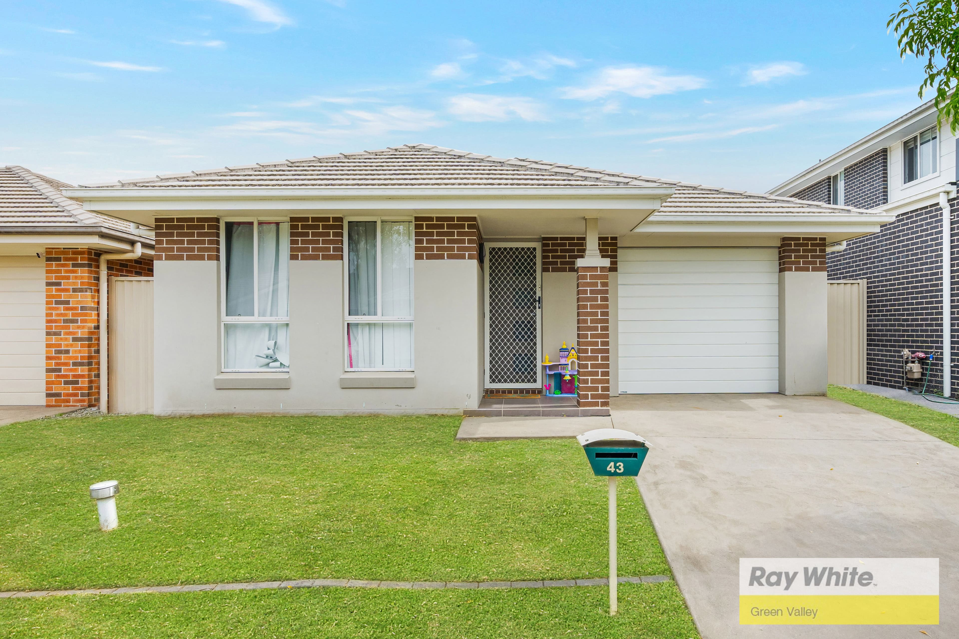 43 Inverell Avenue, Hinchinbrook NSW 2168, Hinchinbrook - Thumbnail 2