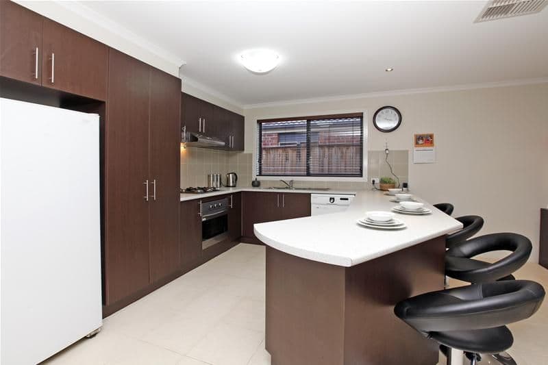 22 Fitzwilliam Drive, DOREEN VIC 3754, Doreen - Thumbnail 3
