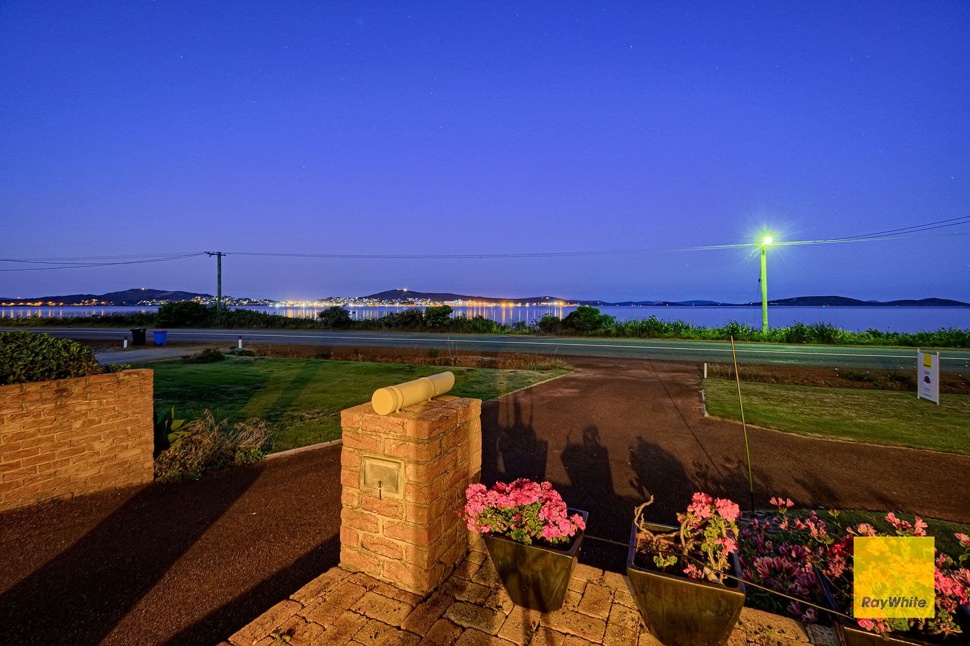 166 Bay View Drive, Little Grove WA 6330, Little Grove - Thumbnail 2