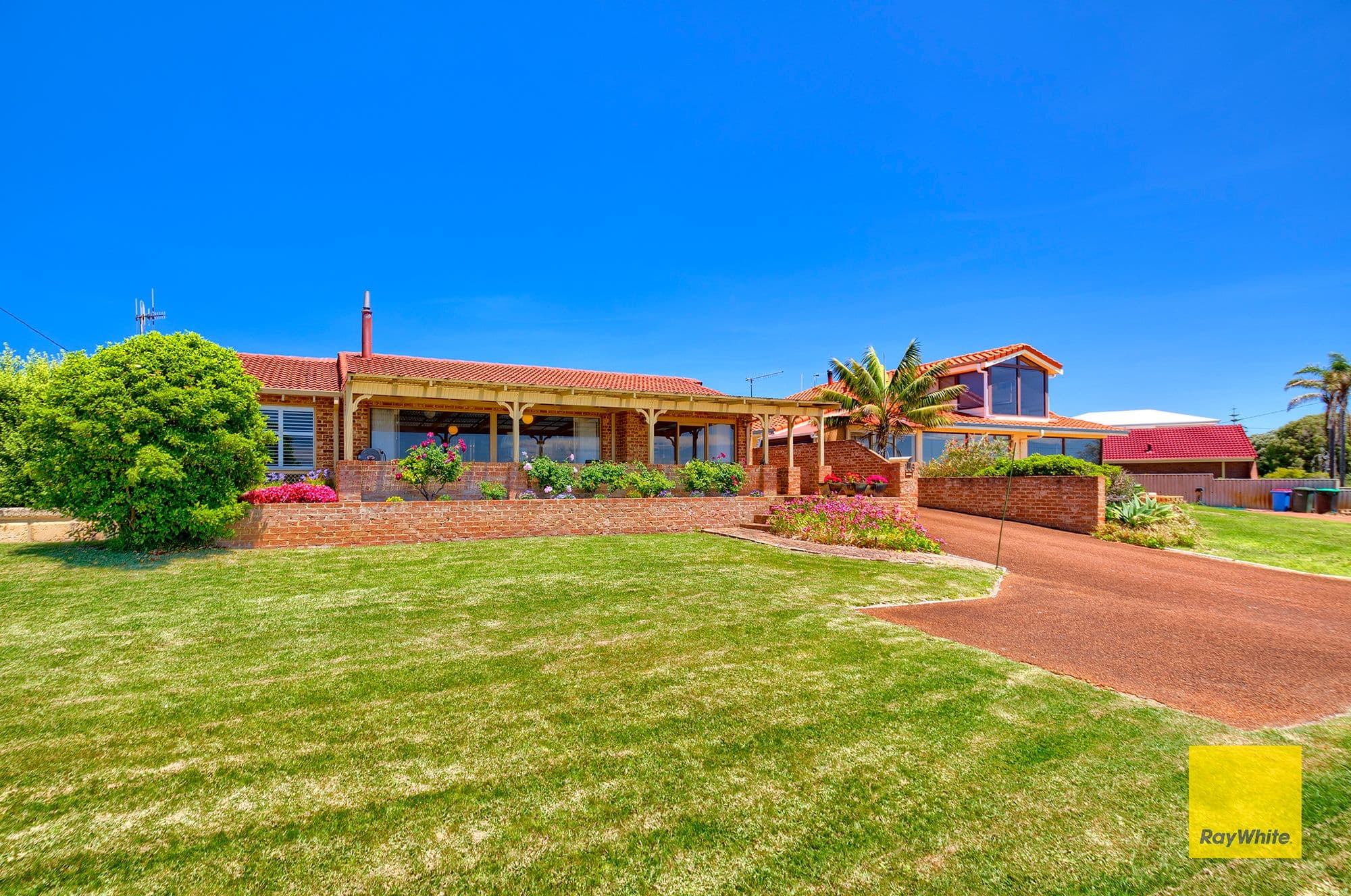 166 Bay View Drive, Little Grove WA 6330, Little Grove - Thumbnail 6