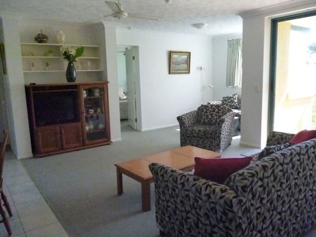 1 Burleigh Street, BURLEIGH HEADS QLD 4220, Burleigh Heads - Thumbnail 3