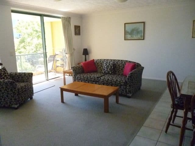 1 Burleigh Street, BURLEIGH HEADS QLD 4220, Burleigh Heads - Thumbnail 4
