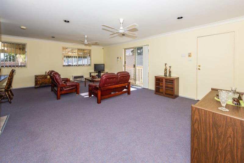 60 Davis Avenue, Davistown NSW 2251, Davistown - Thumbnail 2