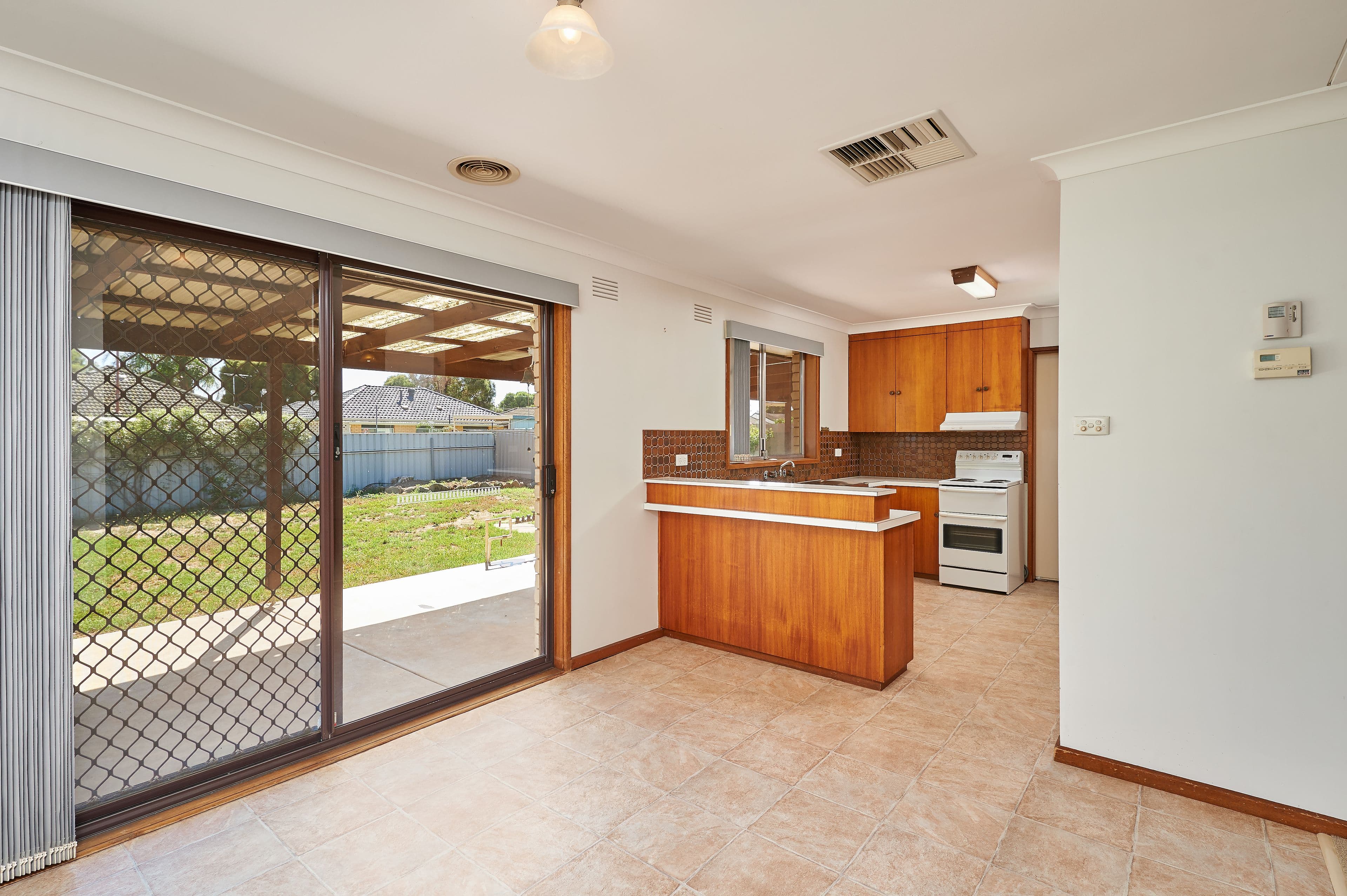 21 Crawford Street, Ashmont - Thumbnail 4