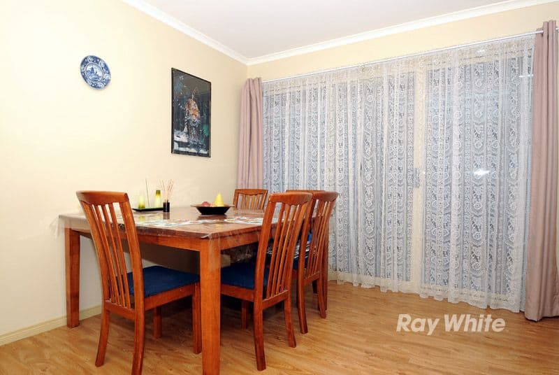 21 Bellbrae Crescent, CRANBOURNE WEST VIC 3977, Cranbourne West - Thumbnail 3