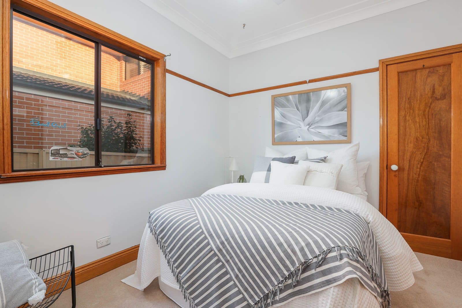 6 Birtles Avenue, Pendle Hill - Thumbnail 7