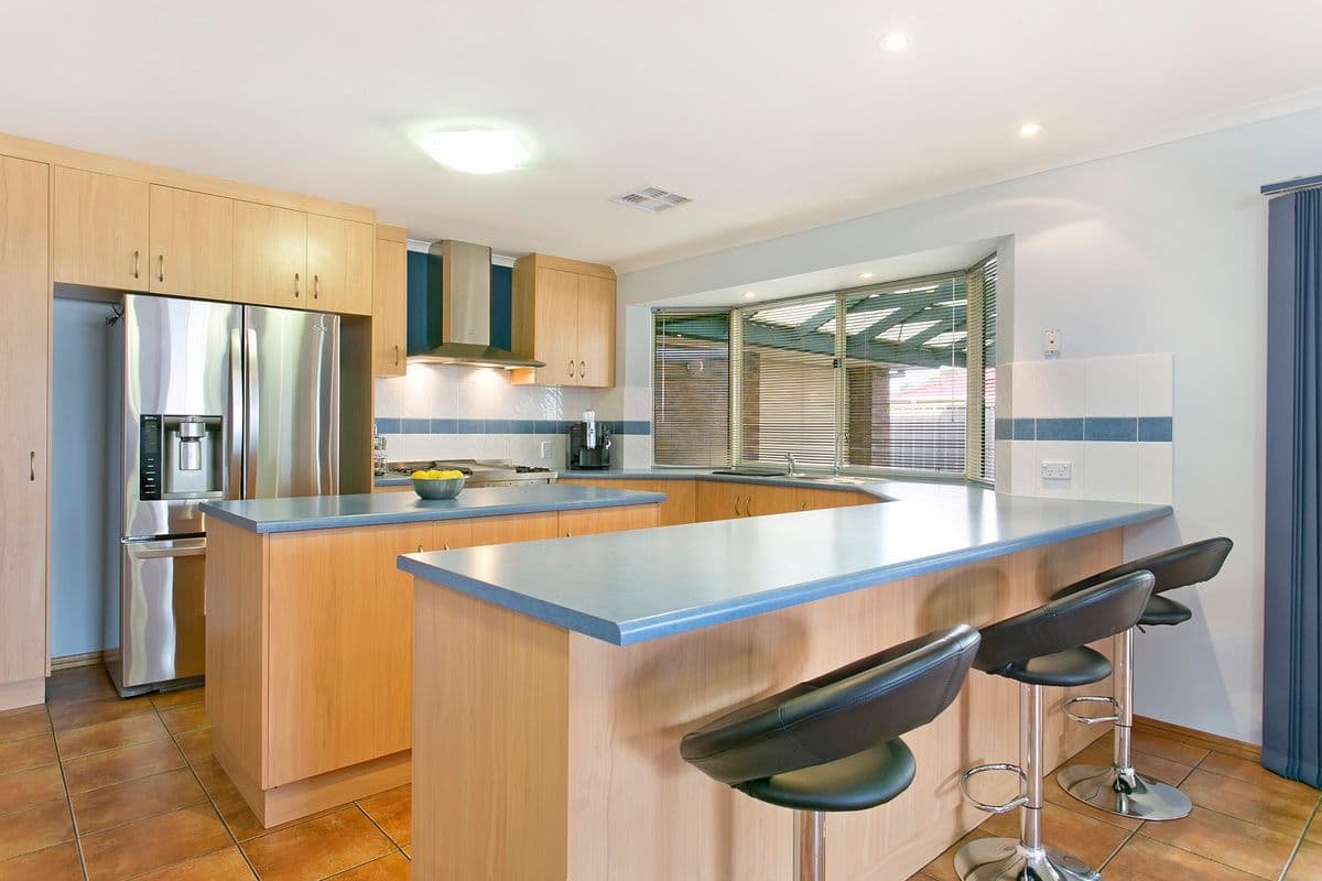 21 Christine Circuit, Craigmore SA 5114, Craigmore - Thumbnail 6