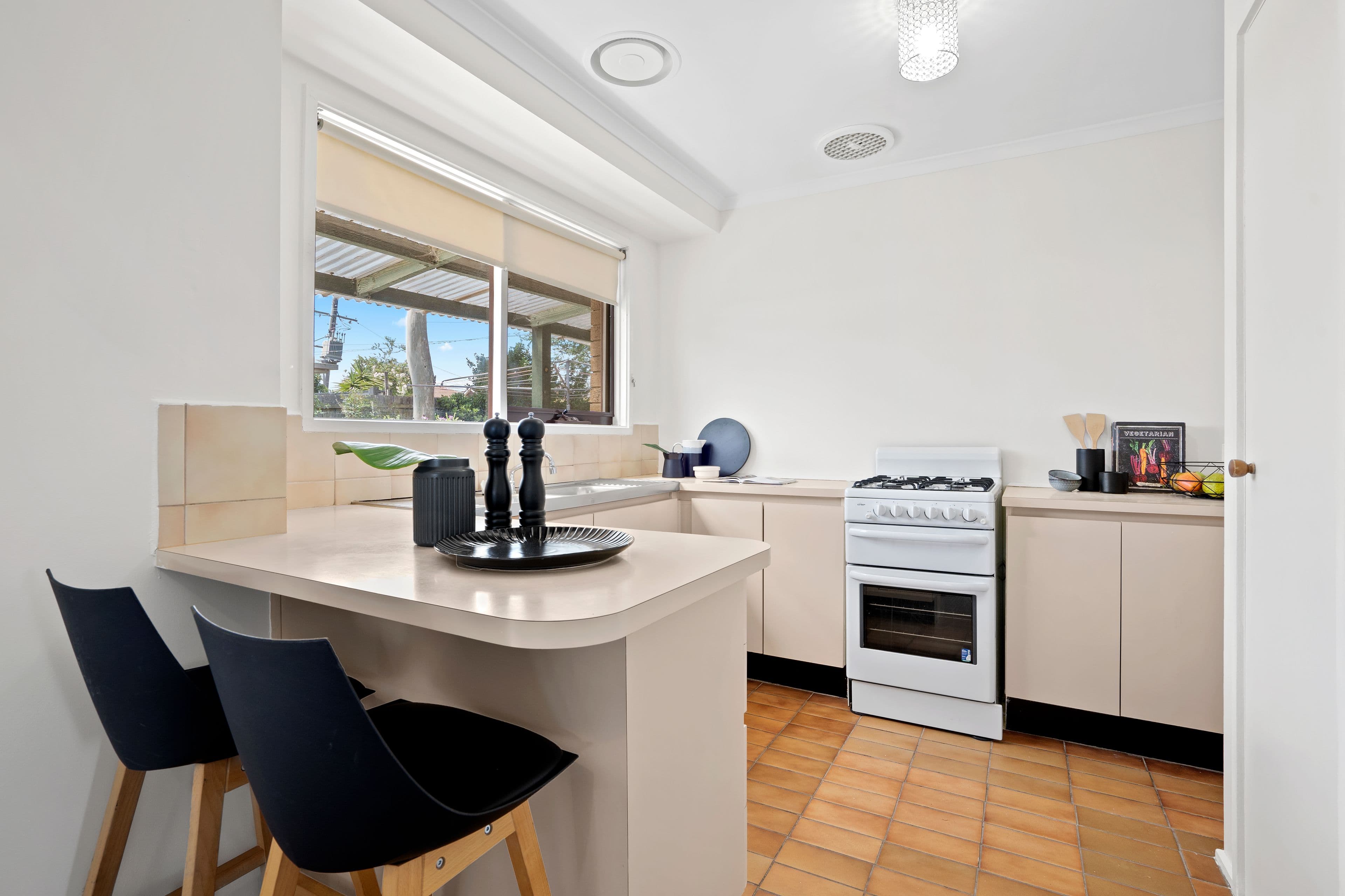 36 Baystone Road, Epping VIC 3076, Epping - Thumbnail 3