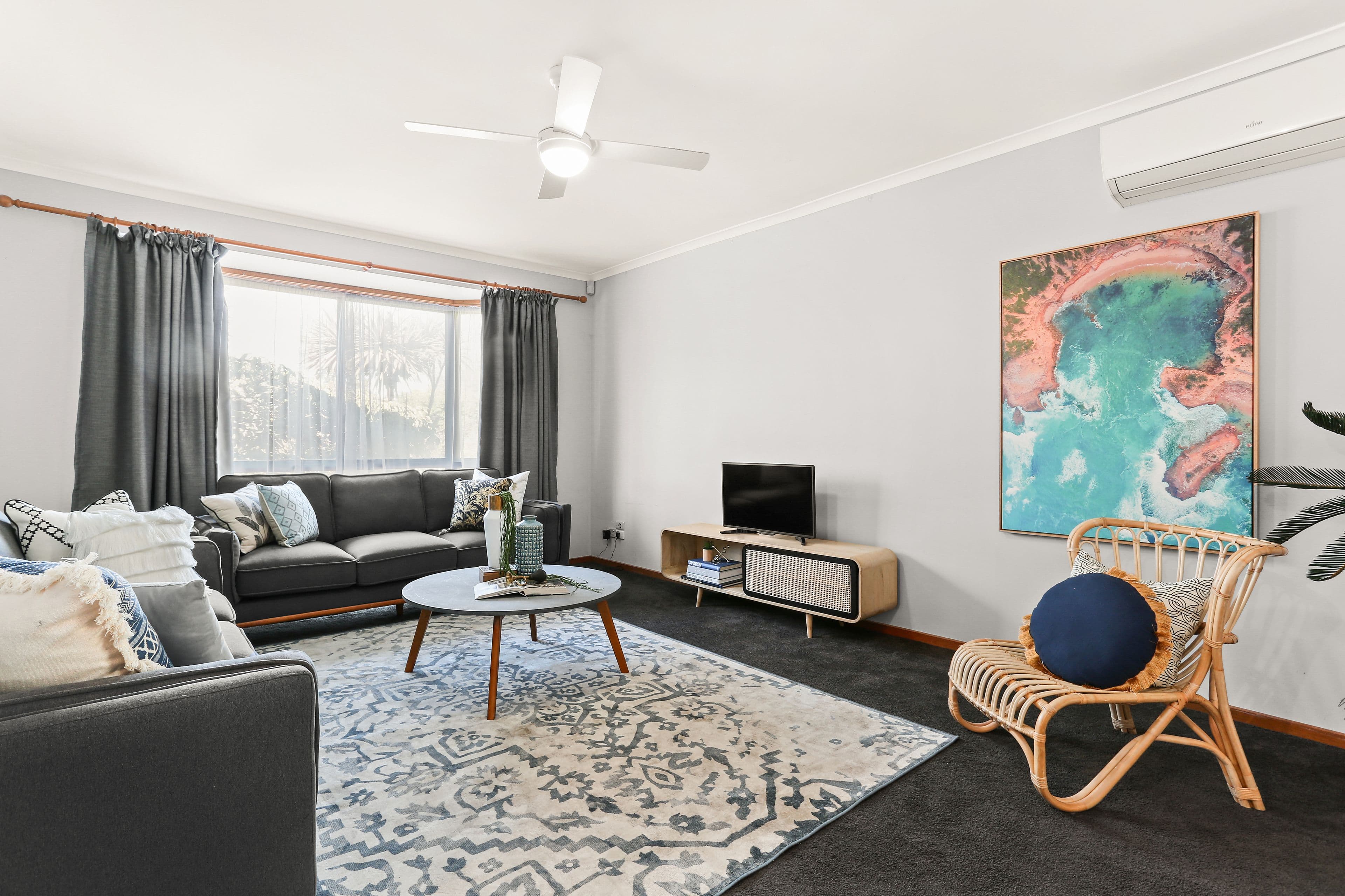 13 Irving Road, Pakenham VIC 3810, Pakenham - Thumbnail 2
