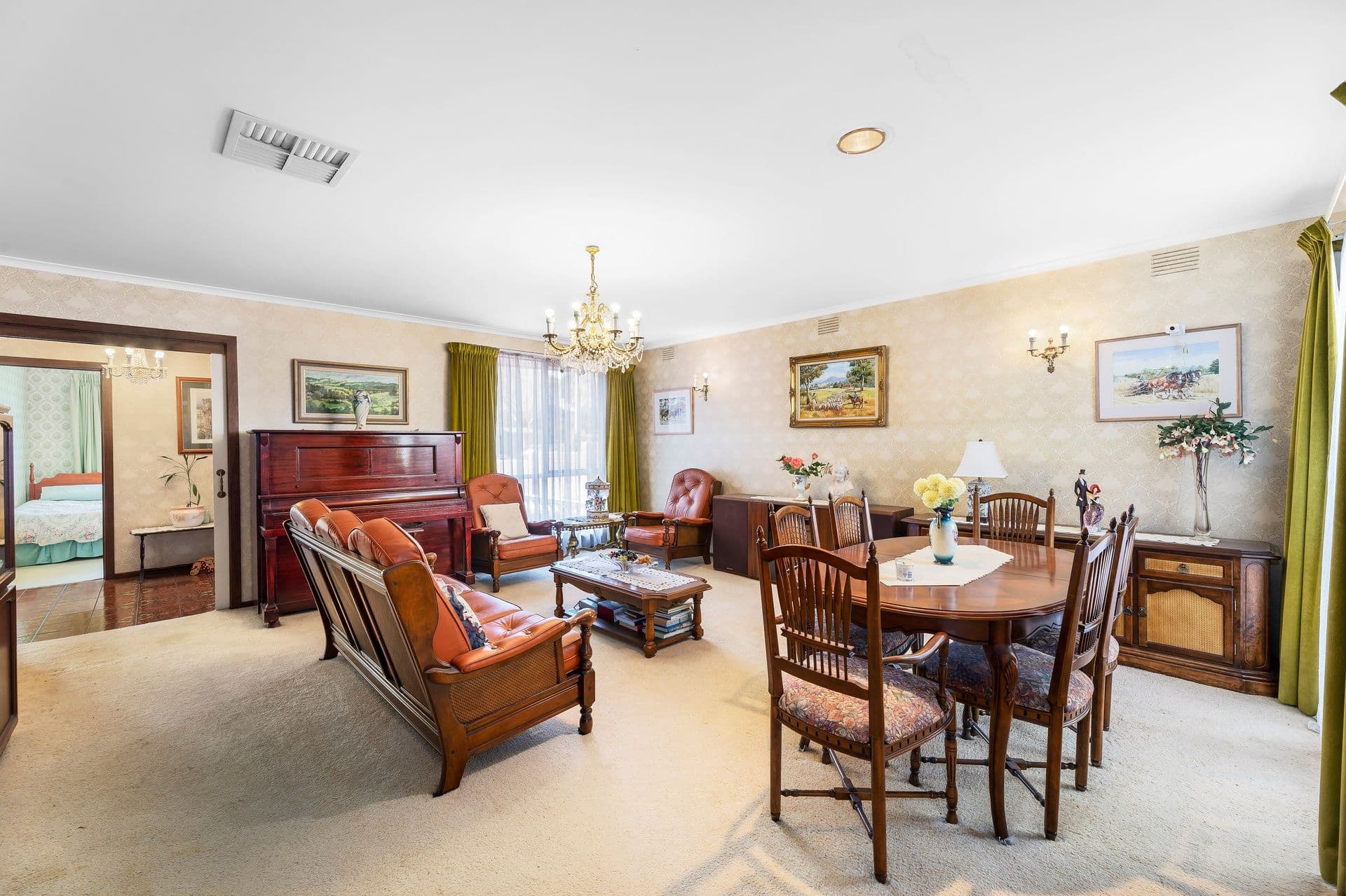 11 Gilmour Road, Bentleigh VIC 3204, Bentleigh - Thumbnail 2