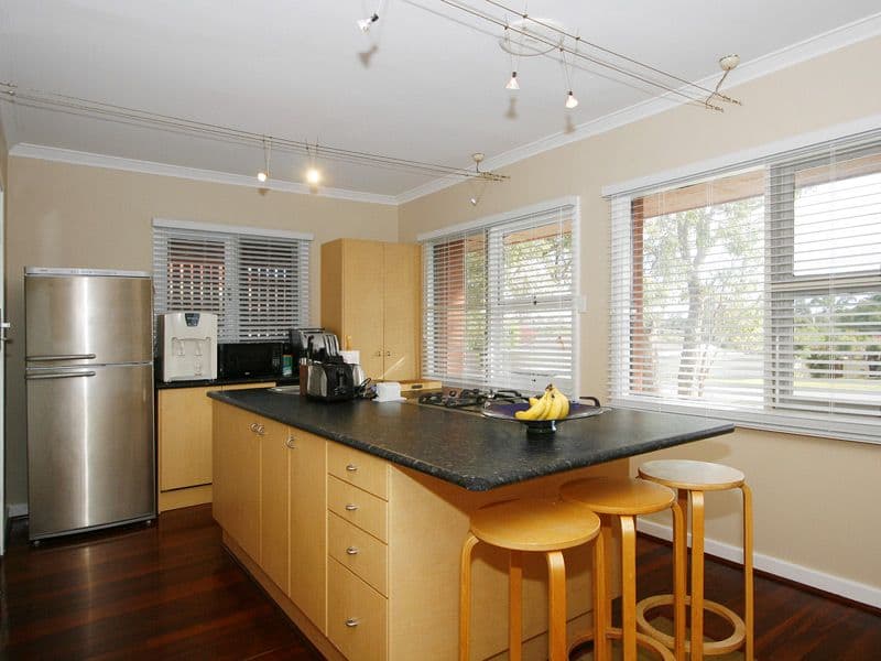 6 Dinsdale Place, HAMERSLEY WA 6022, Hamersley - Image 1