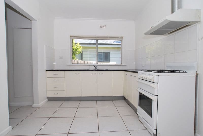 1555 Gin Gin Road, Sharon, QLD, 4670, Sharon - Thumbnail 3