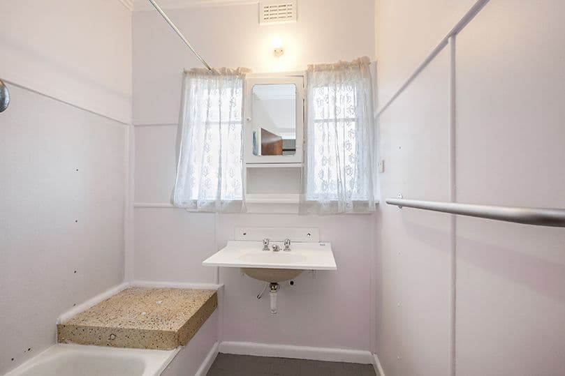 26 Whitelaw Street, Reservoir VIC 3073, Reservoir - Thumbnail 7