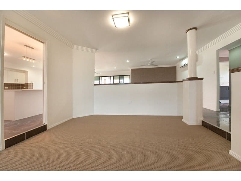 10 Nagle Drive, NORMAN GARDENS QLD 4701, Norman Gardens - Thumbnail 4