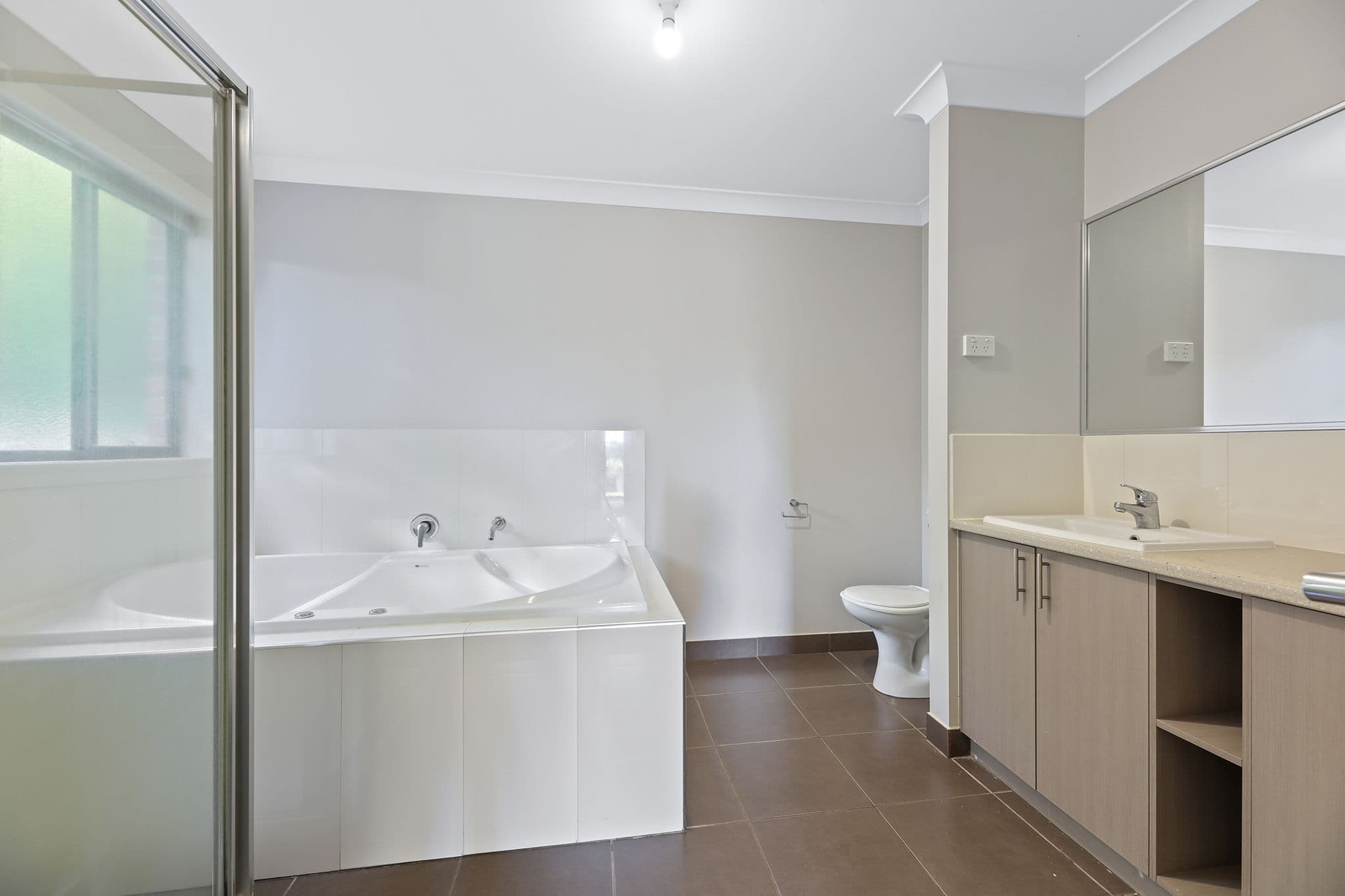 27 Claudia Crescent, Drouin VIC 3818, Drouin - Thumbnail 8