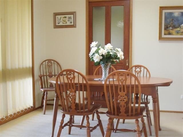 27 Malinya Crescent, MOOREBANK NSW 2170, Moorebank - Thumbnail 3