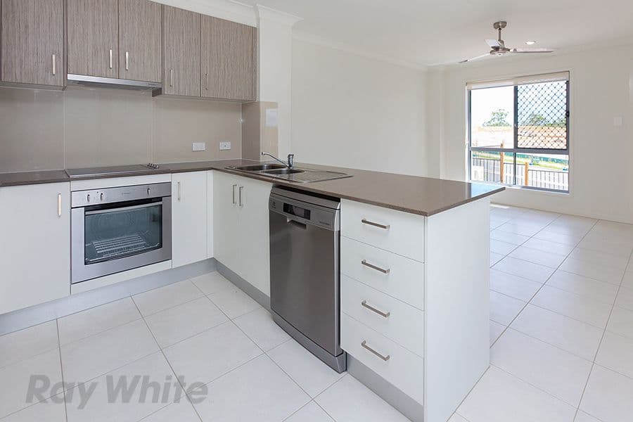 72 Parklands Drive, Springfield Lakes QLD 4300, Springfield Lakes - Thumbnail 4