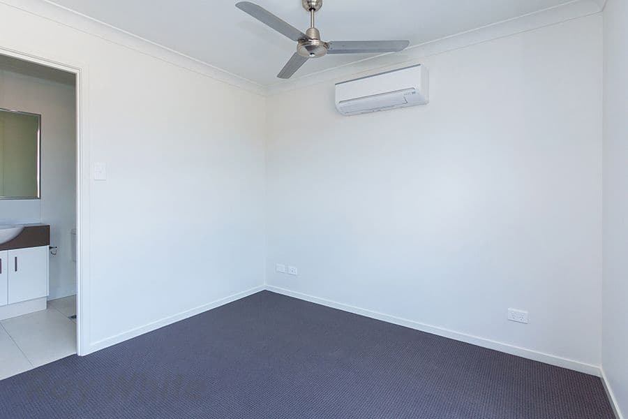 72 Parklands Drive, Springfield Lakes QLD 4300, Springfield Lakes - Thumbnail 8