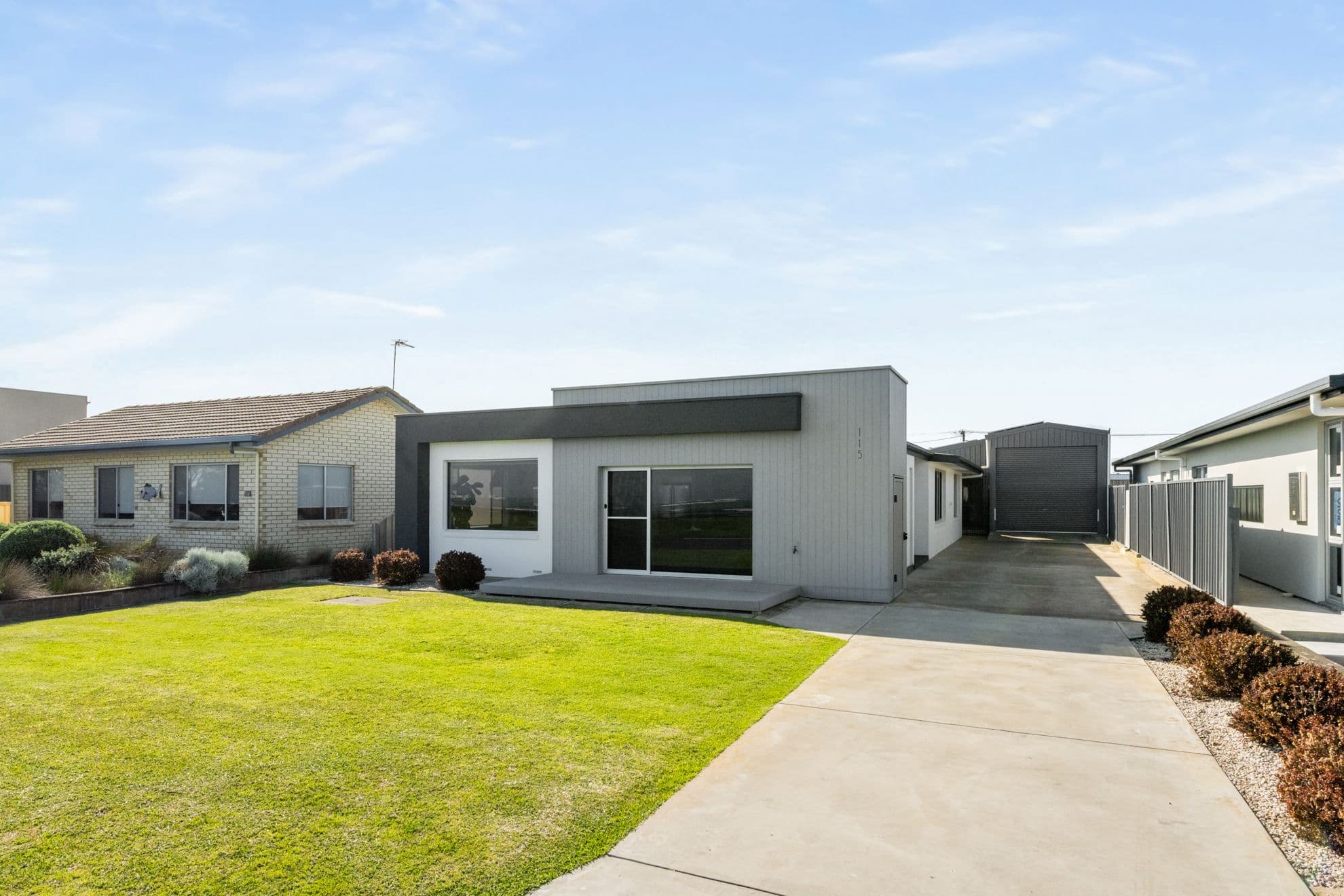 115 Sea Parade, Port Macdonnell SA 5291, Port Macdonnell - Thumbnail 3