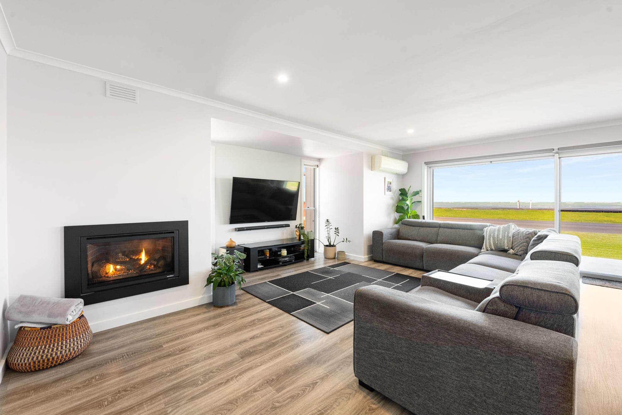 115 Sea Parade, Port Macdonnell SA 5291, Port Macdonnell - Thumbnail 8