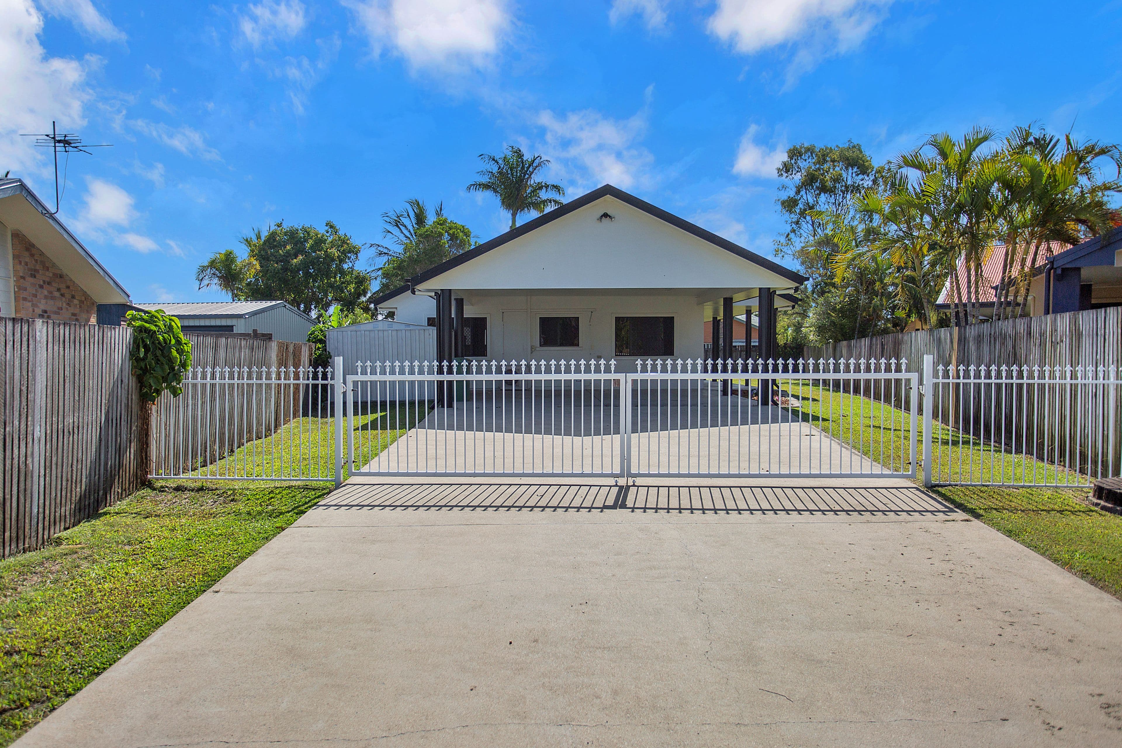 5 Patricia Drive, Andergrove QLD 4740, Andergrove - Thumbnail 2