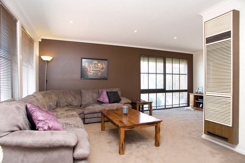 5 Bishop Place, EPPING VIC 3076, Epping - Thumbnail 2