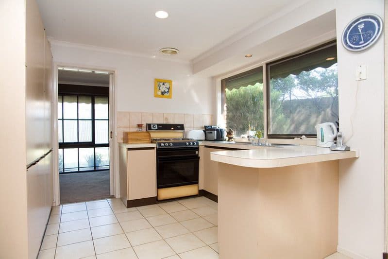 5 Bishop Place, EPPING VIC 3076, Epping - Thumbnail 6