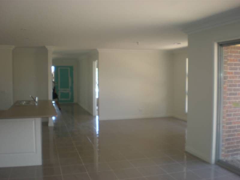 Lot 8 Poplar Way, WALLAN VIC 3756, Wallan - Thumbnail 4