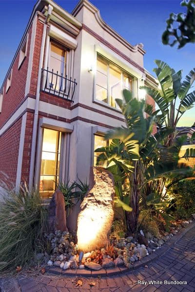 4 Parkhaven Avenue, KINGSBURY VIC 3083, Kingsbury - Thumbnail 2