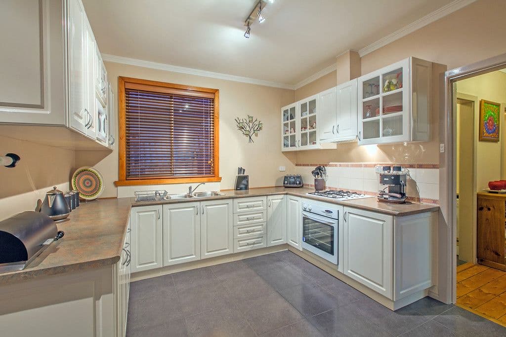 87 Crookston Road, Reservoir VIC 3073, Reservoir - Thumbnail 5