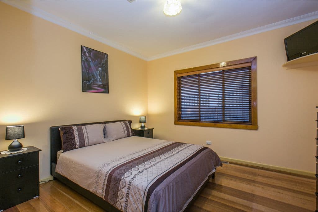 87 Crookston Road, Reservoir VIC 3073, Reservoir - Thumbnail 7