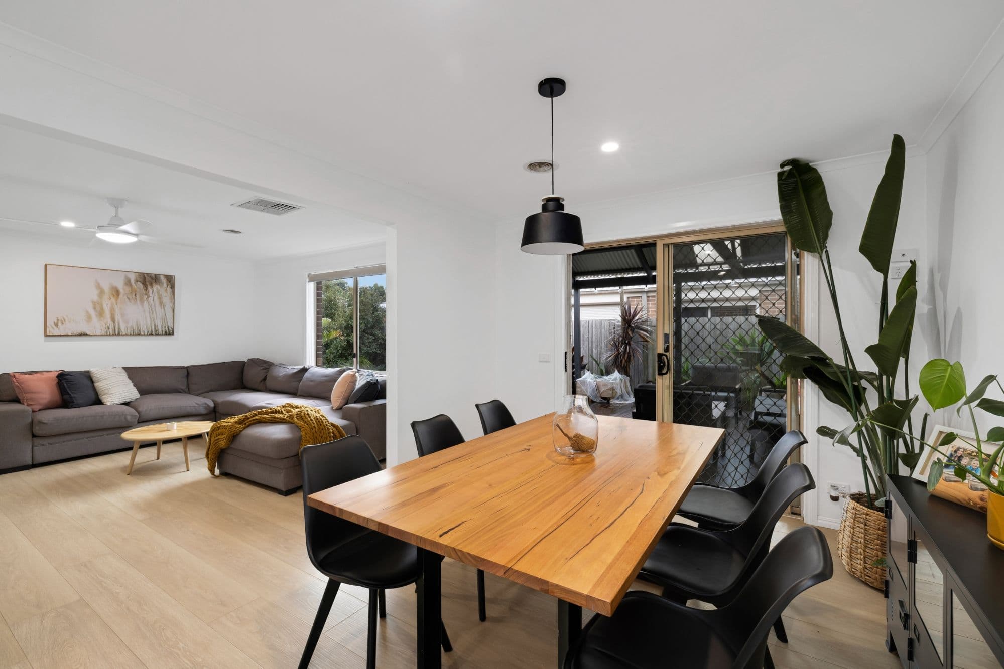 76 Melissa Way, Pakenham VIC 3810, Pakenham - Thumbnail 4