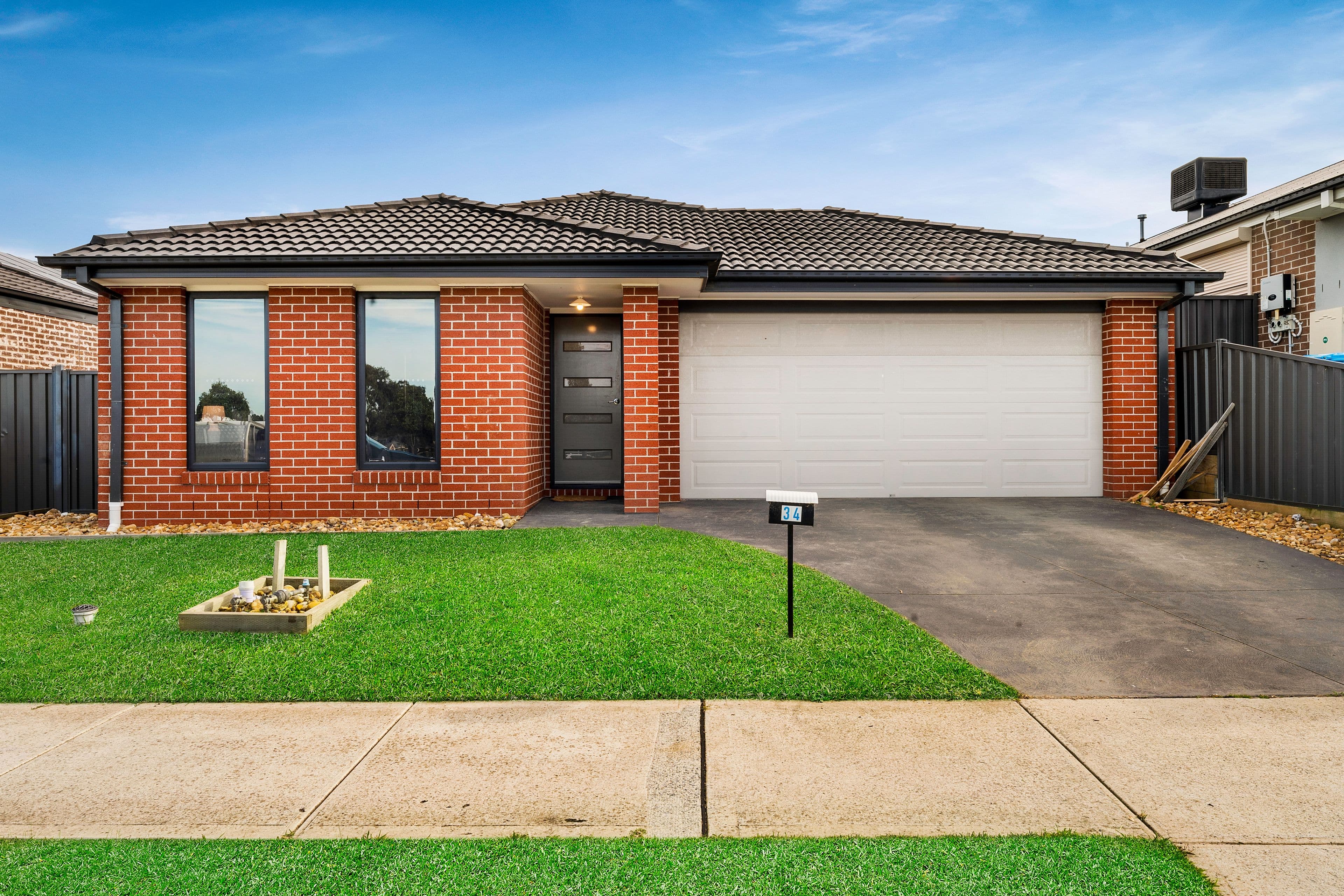 34 Serpells Way, Cranbourne East VIC 3977, Cranbourne East - Image 1
