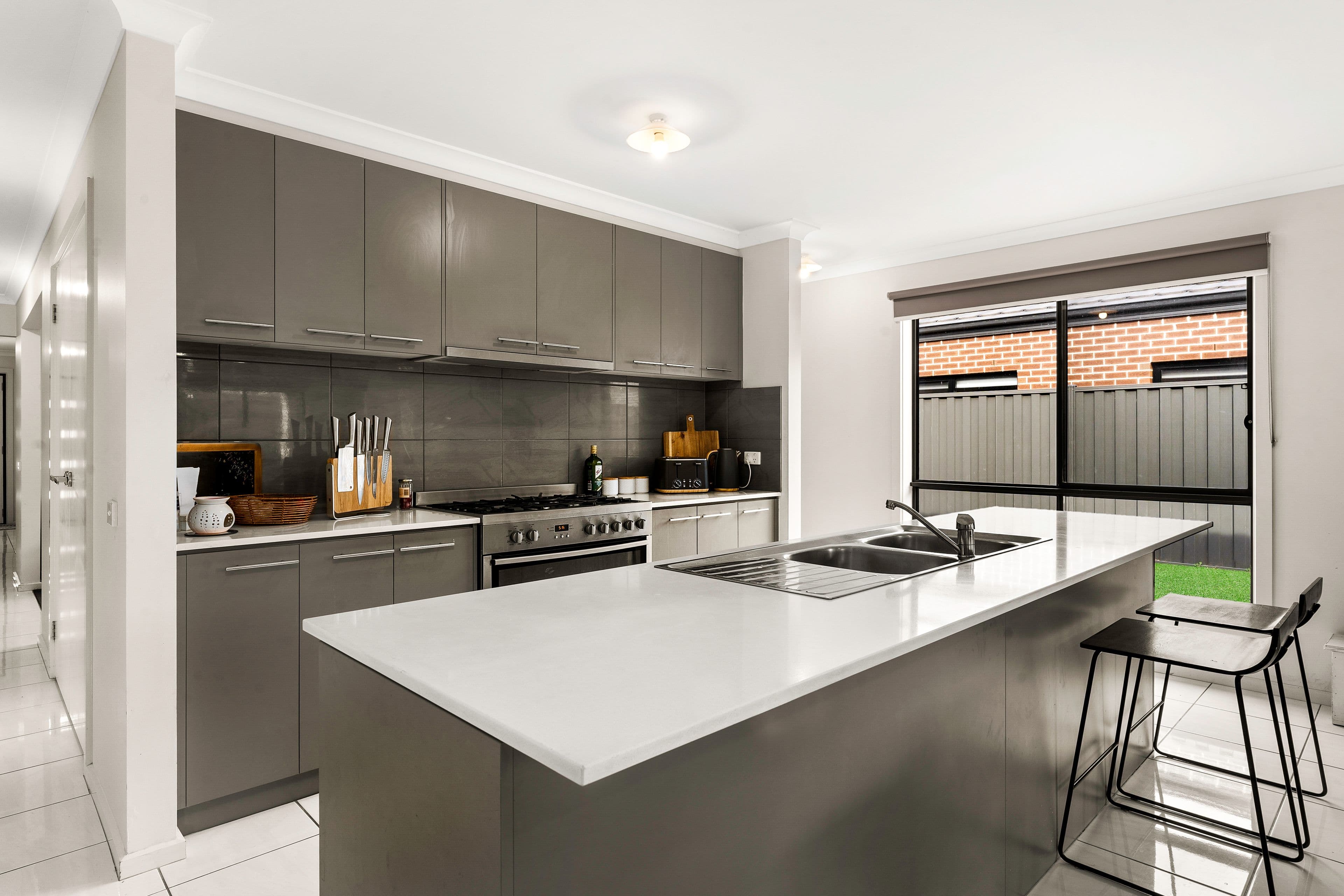 34 Serpells Way, Cranbourne East VIC 3977, Cranbourne East - Thumbnail 3