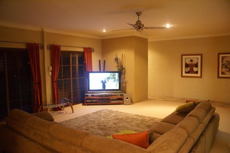 7 Phipps Place, ORMEAU QLD 4208, Ormeau - Thumbnail 4