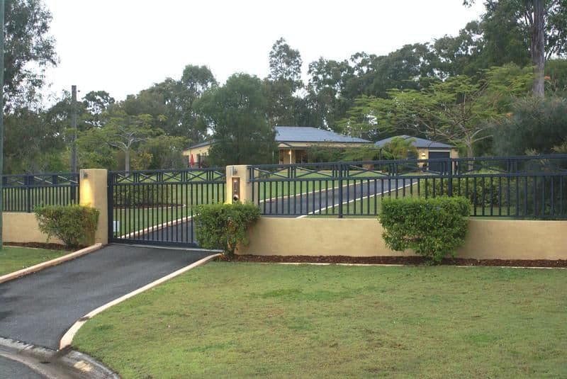 7 Phipps Place, ORMEAU QLD 4208, Ormeau - Thumbnail 5
