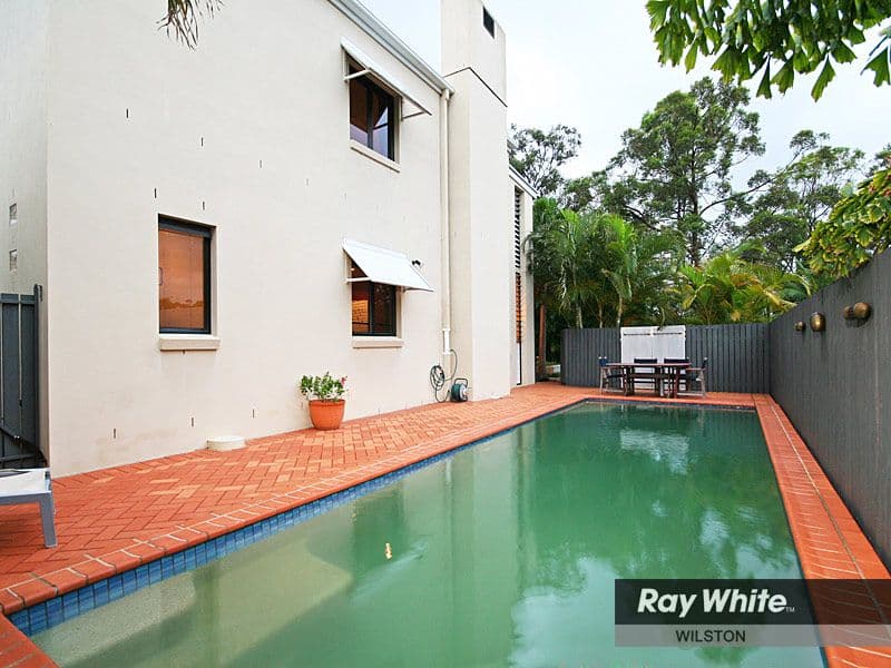 16 Ashley Road, CHERMSIDE WEST QLD 4032, Chermside West - Thumbnail 2