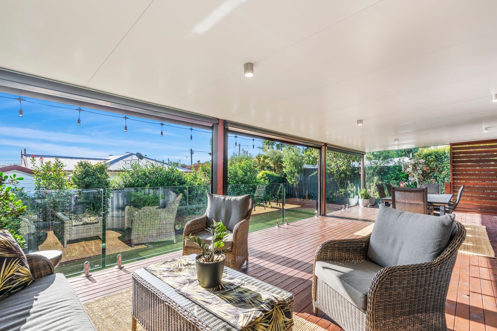 15 Mole Avenue, Southport QLD 4215, Southport - Thumbnail 7