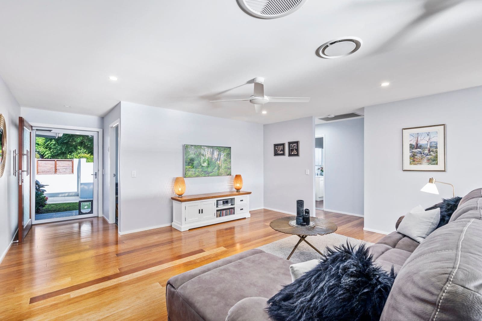 15 Mole Avenue, Southport QLD 4215, Southport - Thumbnail 8