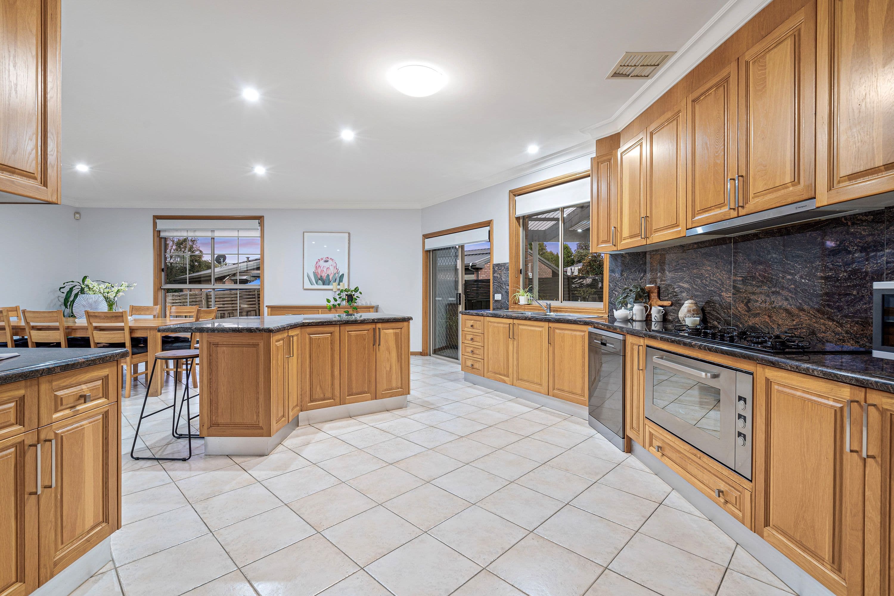 9 Nimmo Court, Mulgrave VIC 3170, Mulgrave - Thumbnail 5