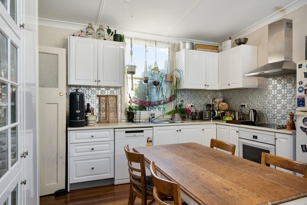 51 Henry Street, Tighes Hill - Thumbnail 4