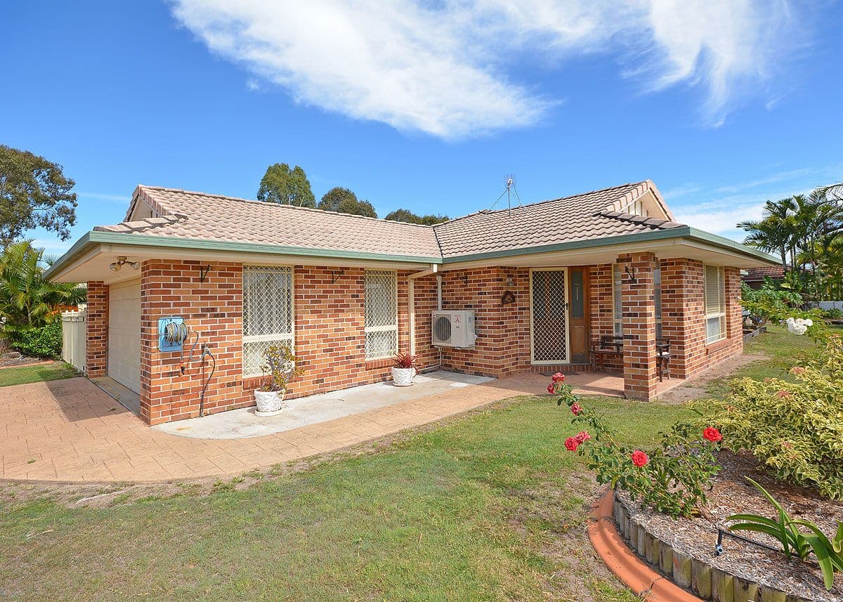 50 Ibis Boulevard, Eli Waters QLD 4655, Eli Waters - Thumbnail 2