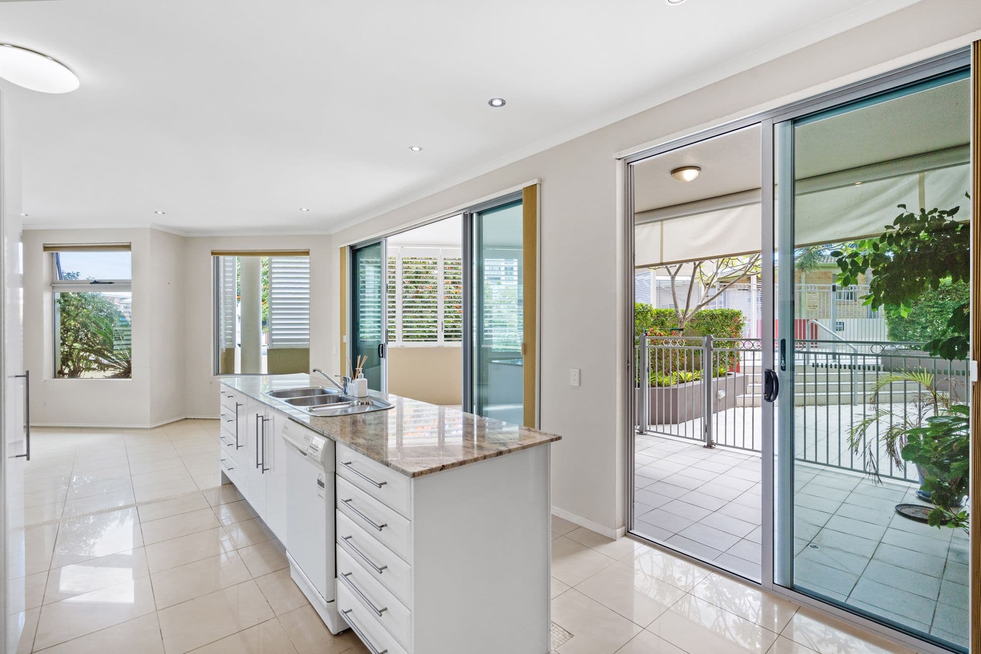 93 Landsborough Parade, Golden Beach QLD 4551, Golden Beach - Thumbnail 6