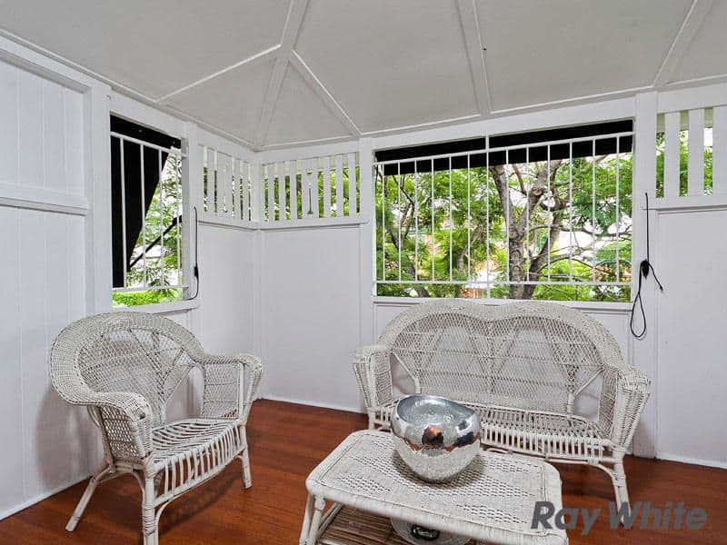 30 Enderley Avenue, CLAYFIELD QLD 4011, Clayfield - Thumbnail 8